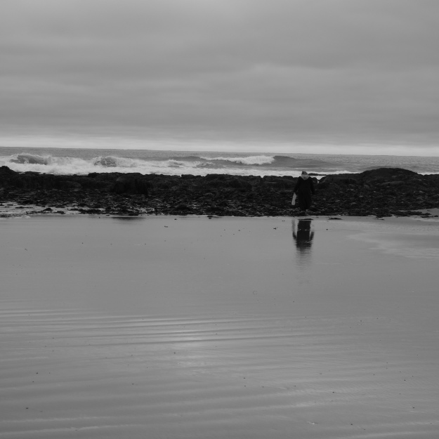 2015-12-22 13.03.55ladywalking2